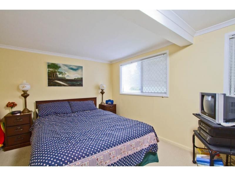 100 Bremner Street, Berserker QLD 4701