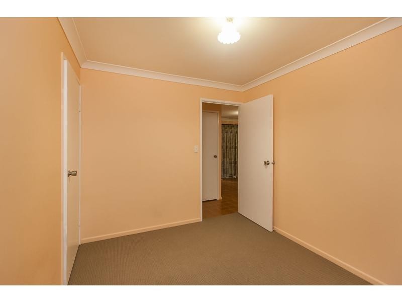 1 Charles Crescent, Gracemere QLD 4702