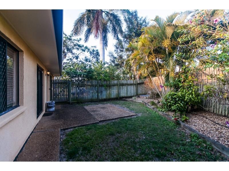 1 Charles Crescent, Gracemere QLD 4702