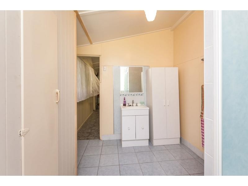195 Denham Street, The Range QLD 4700