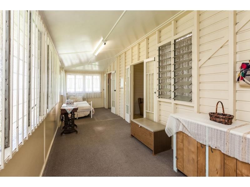 195 Denham Street, The Range QLD 4700