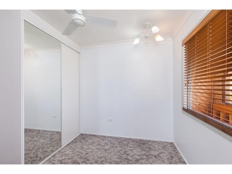 16 Elwing Street, Kawana QLD 4701