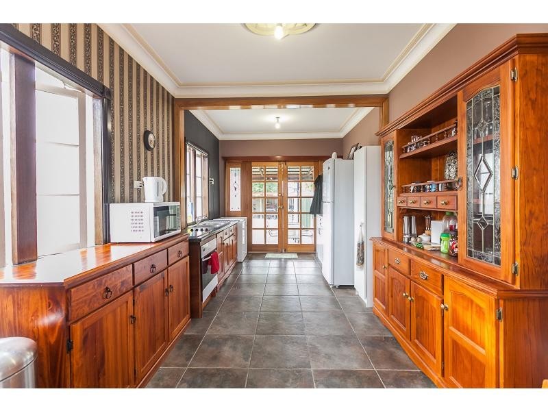 156 Earl Street, Berserker QLD 4701