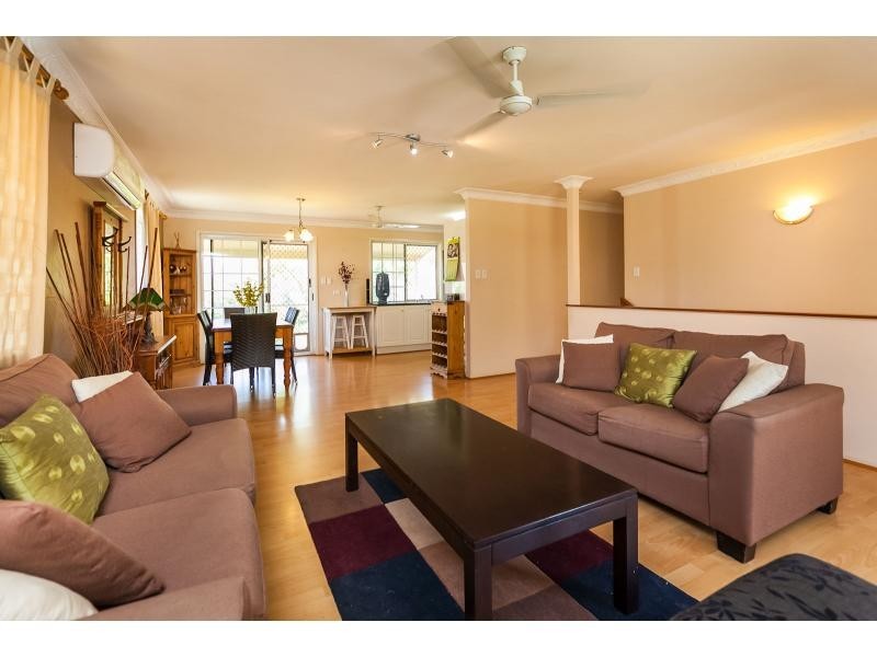 16 Hutcheon Street, Kawana QLD 4701