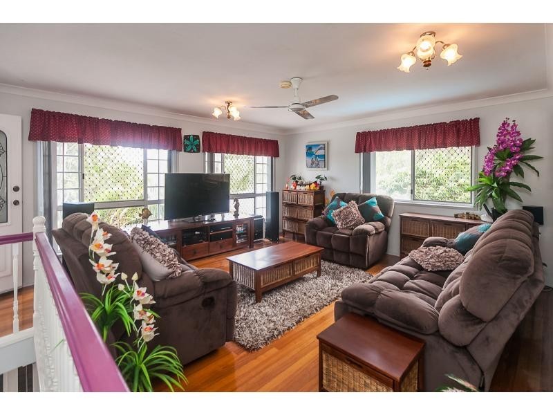 326 Bloxsom Street, Koongal QLD 4701