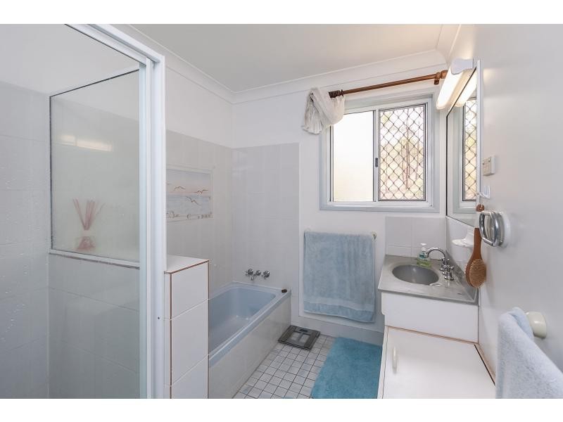 326 Bloxsom Street, Koongal QLD 4701
