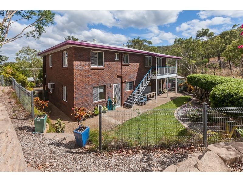 326 Bloxsom Street, Koongal QLD 4701