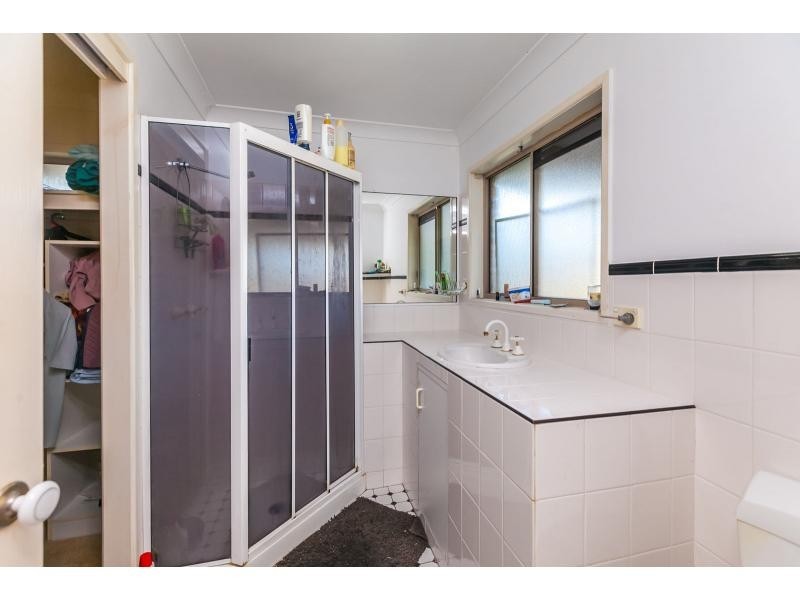 16 Gremalis Drive, Parkhurst QLD 4702