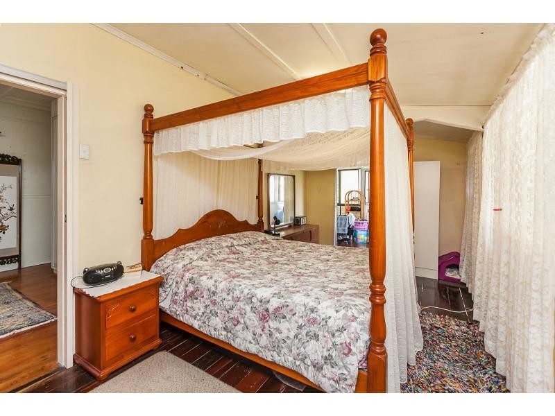 190 Vallis Street, Frenchville QLD 4701