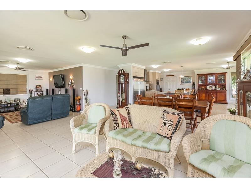 35 Windsor Street, Gracemere QLD 4702