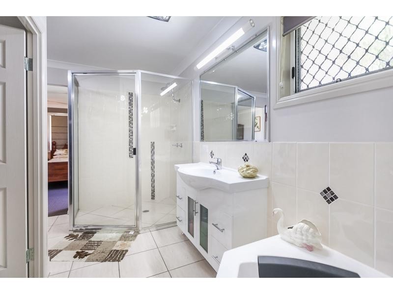 35 Windsor Street, Gracemere QLD 4702