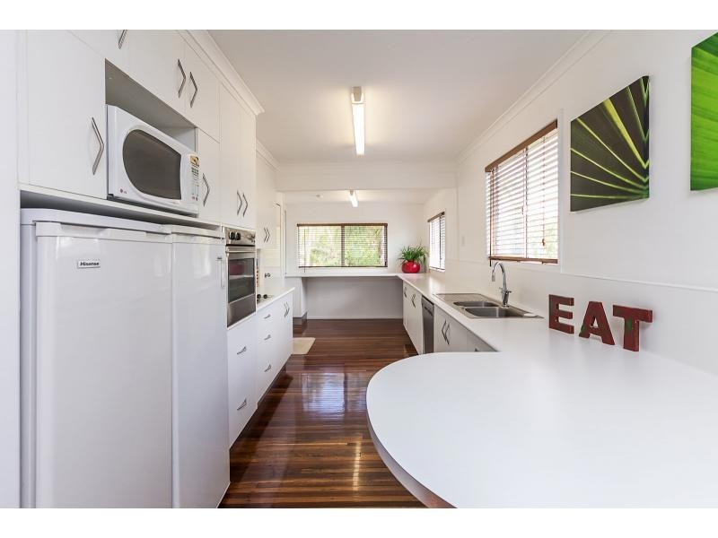 32 Locke Street, Kawana QLD 4701