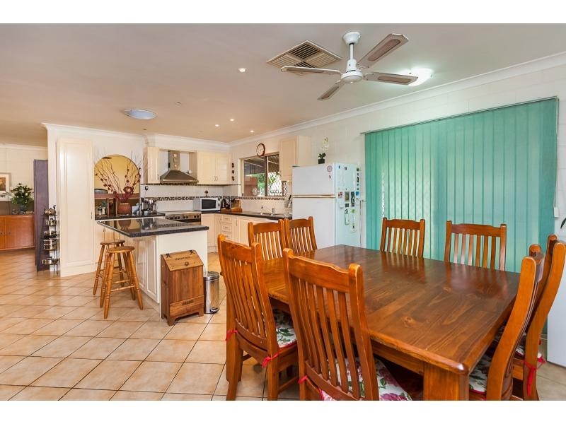13 Zimitat Street, Gracemere QLD 4702
