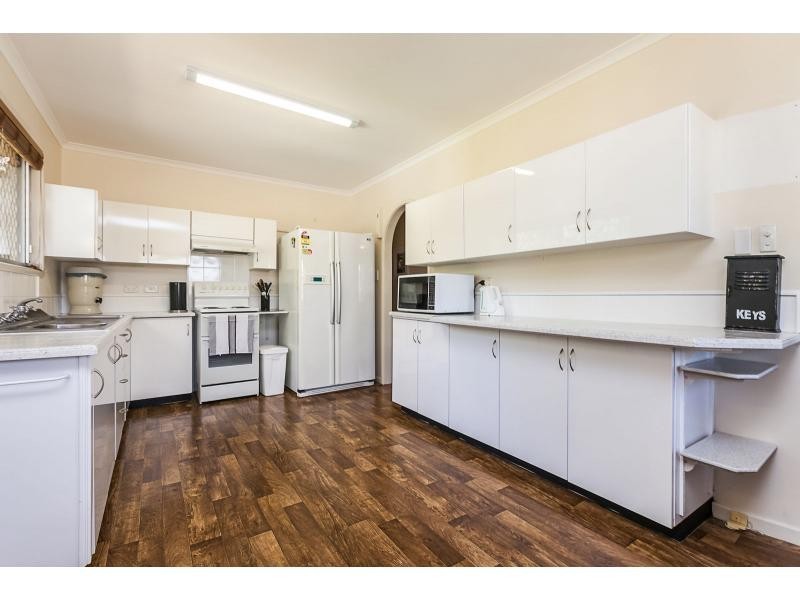 354 Philp Avenue, Frenchville QLD 4701