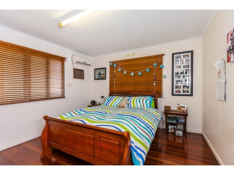 228 Richardson Road, Park Avenue QLD 4701