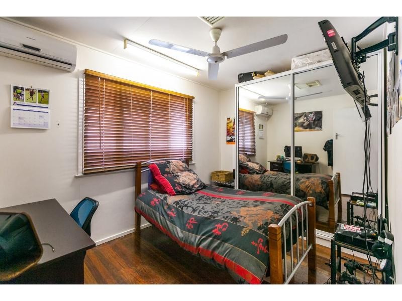 228 Richardson Road, Park Avenue QLD 4701