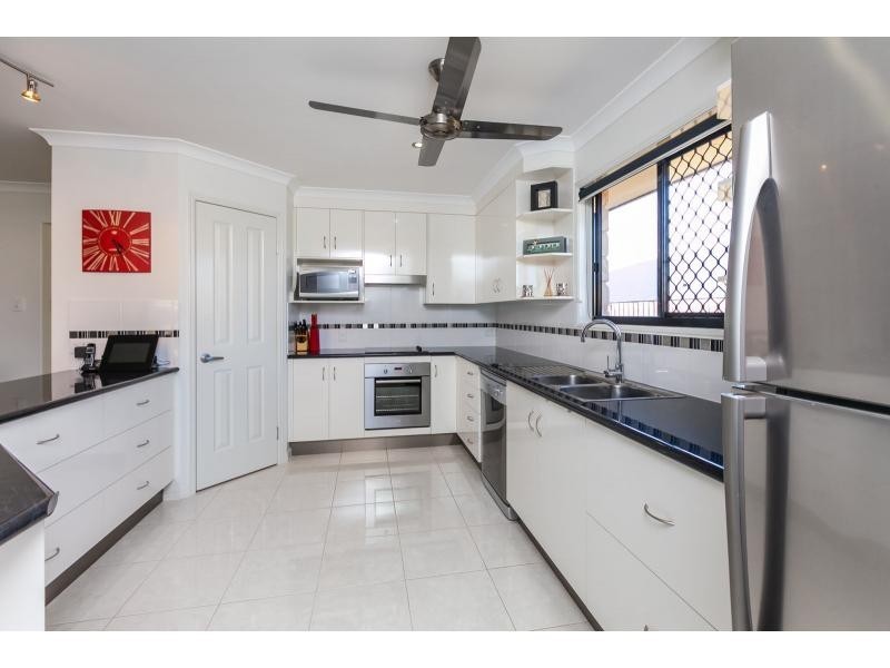 21 Kerrie Meares Crescent, Gracemere QLD 4702