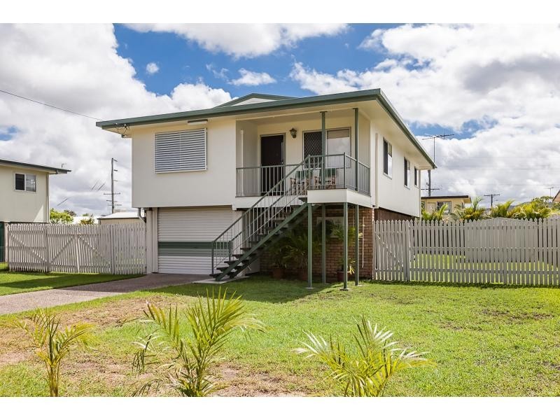 36 Barker Street, Kawana QLD 4701