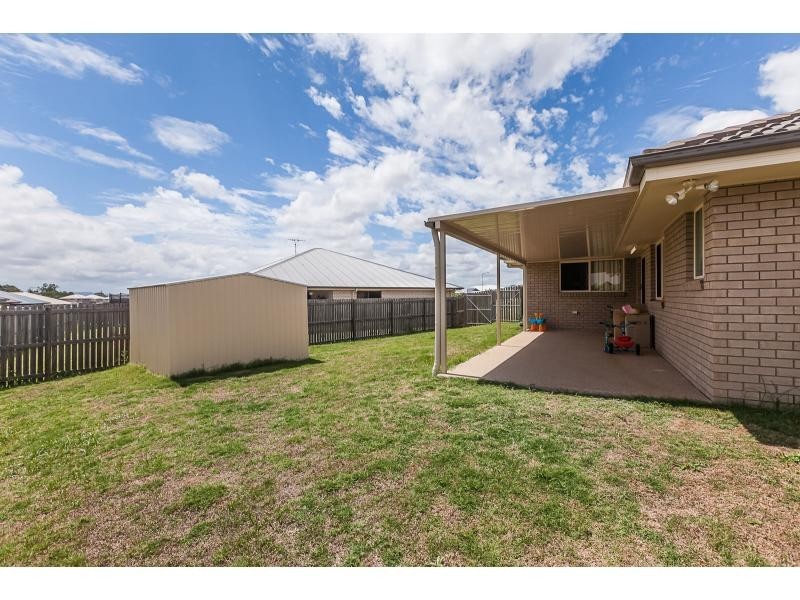 12 Kerrie Meares Crescent, Gracemere QLD 4702