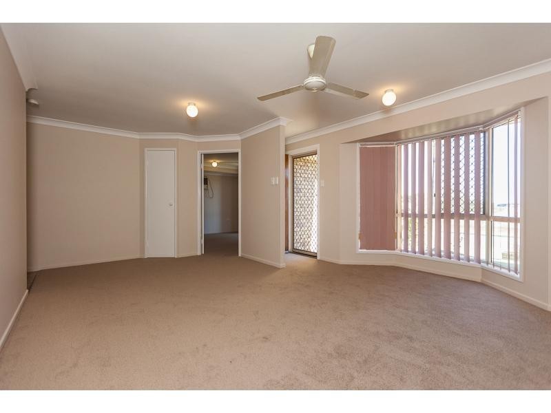 102 McLaughlin Street, Kawana QLD 4701
