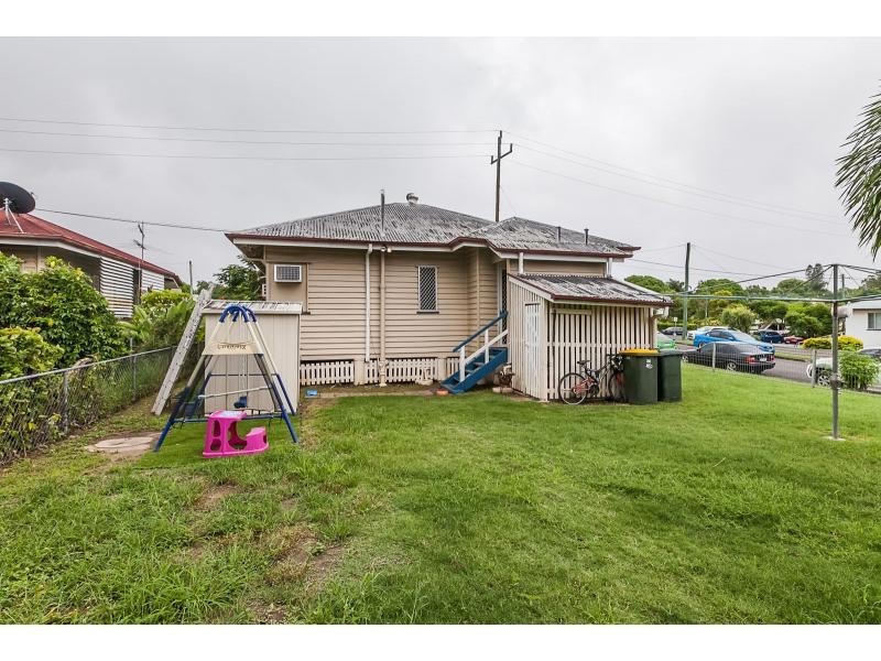 28 Cowap Street, Park Avenue QLD 4701