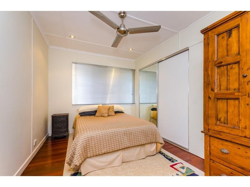 11 Harrup Street, West Rockhampton QLD 4700