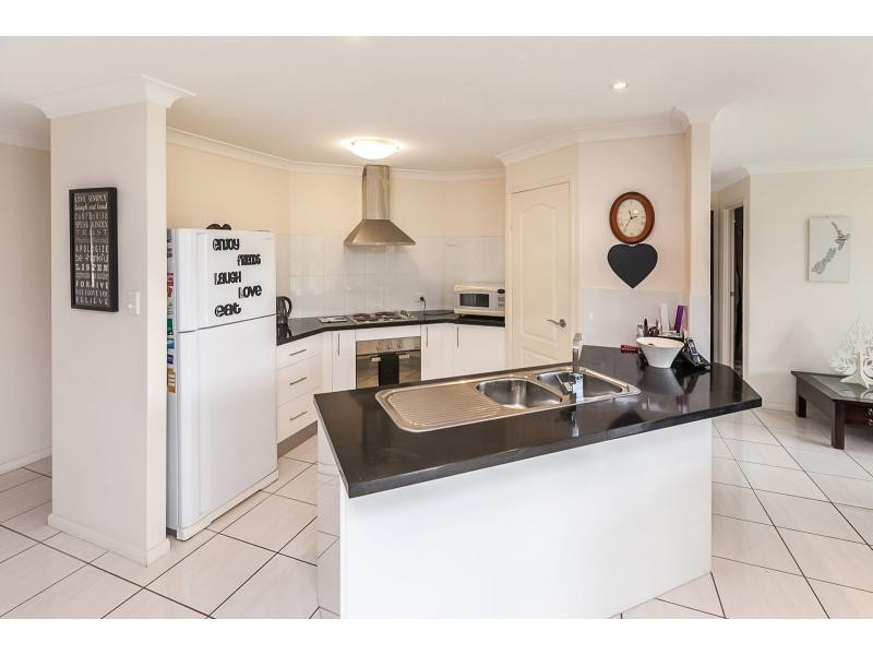 1 John Oxley Drive, Gracemere QLD 4702