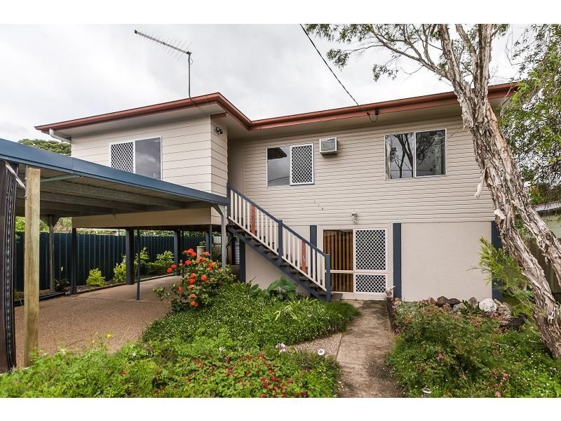 110 Park Street, Park Avenue QLD 4701