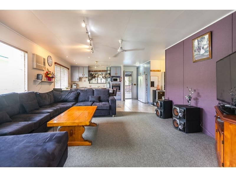 110 Park Street, Park Avenue QLD 4701