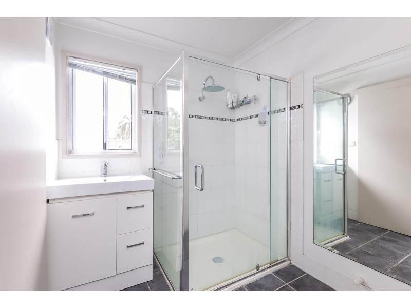 110 Park Street, Park Avenue QLD 4701