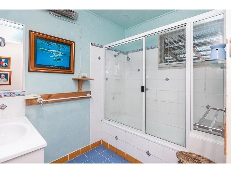 110 Park Street, Park Avenue QLD 4701