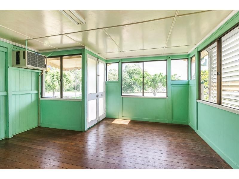 89 Lakes Creek Road, Berserker QLD 4701