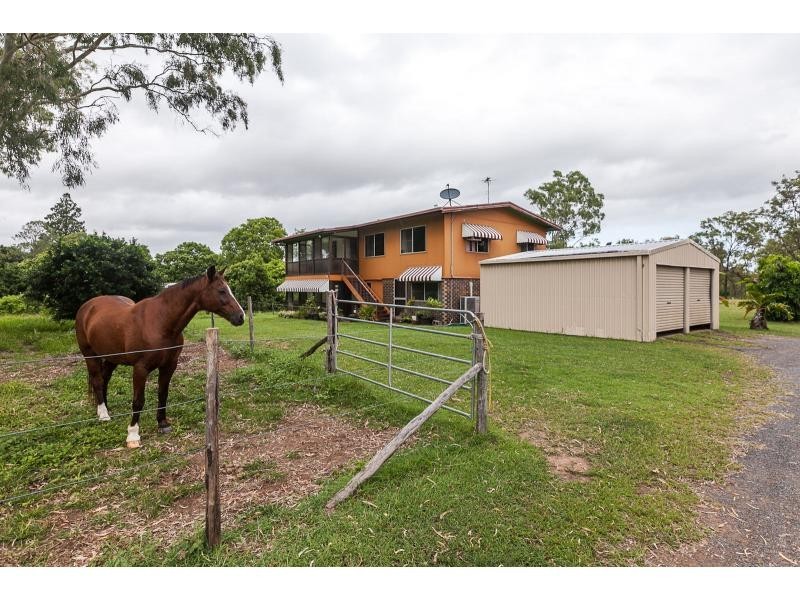 73 Nerimbera School Road, Nerimbera QLD 4701