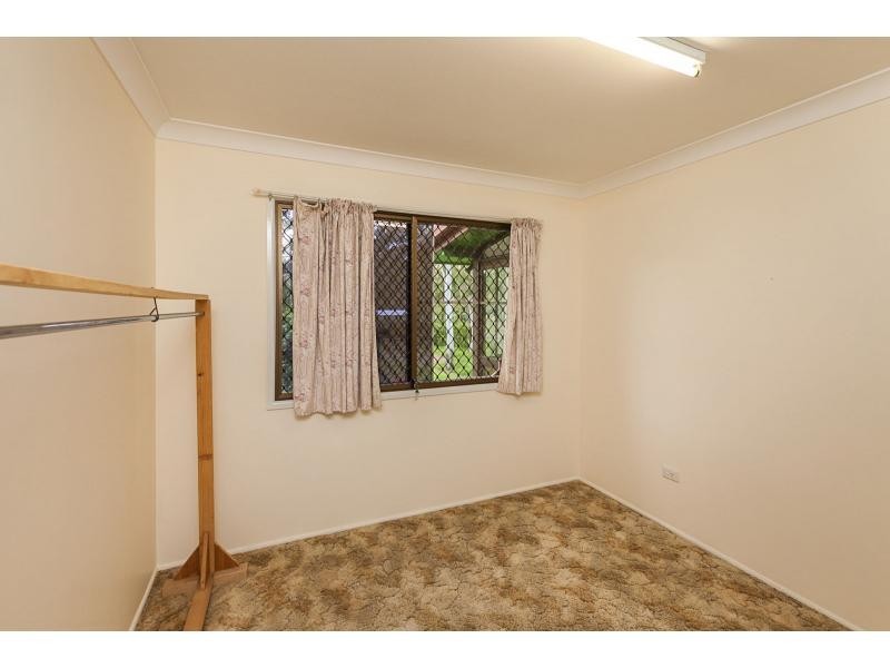 73 Nerimbera School Road, Nerimbera QLD 4701