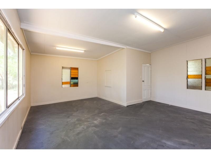 609 Lakes Creek Road, Lakes Creek QLD 4701