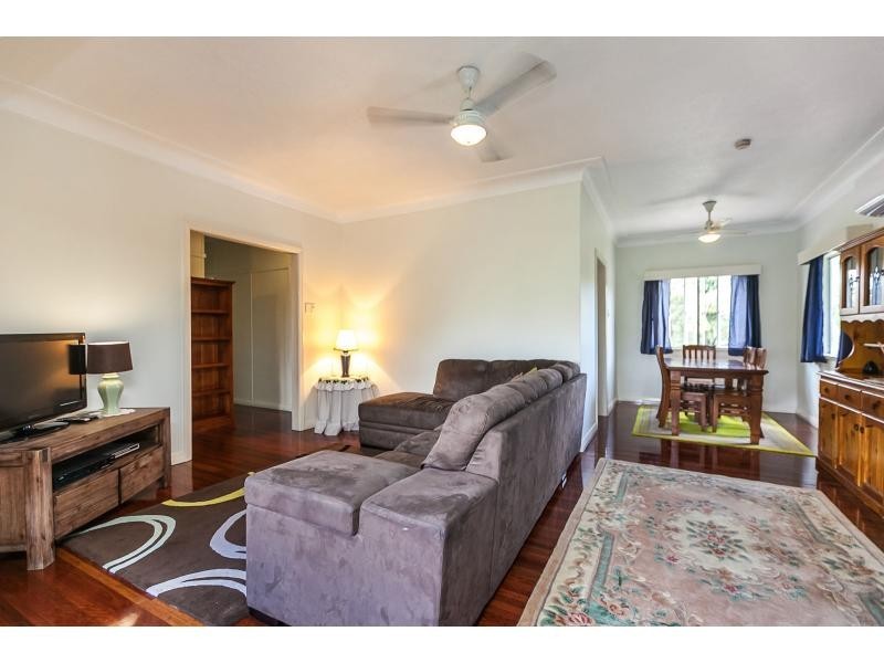 99 High Street, Berserker QLD 4701