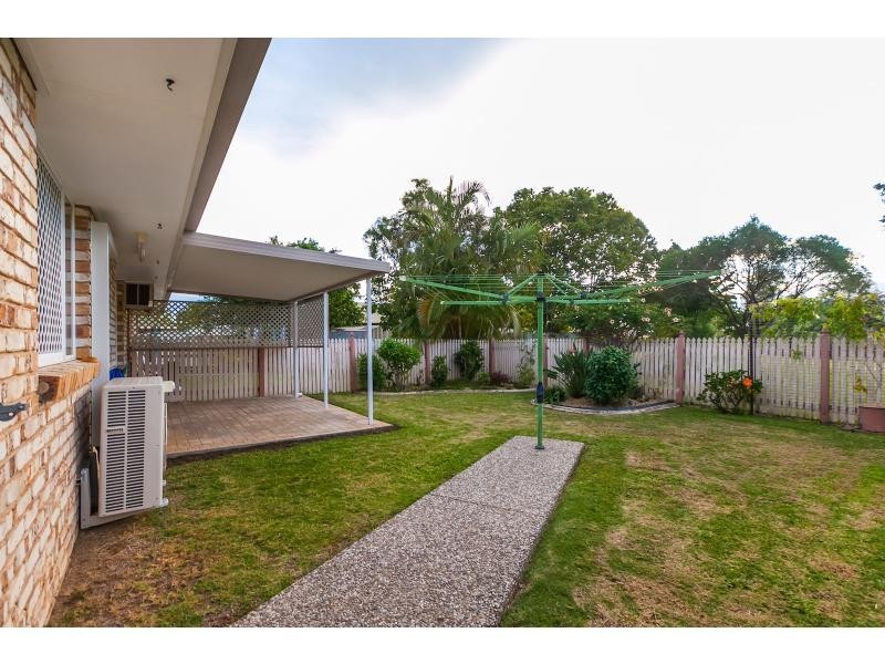 2/5 Carara Drive, Kawana QLD 4701