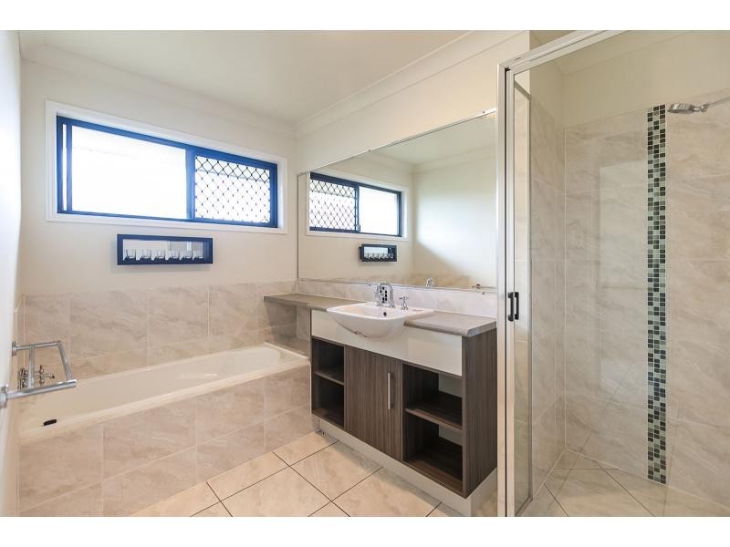 47 Broadhurst Drive, Gracemere QLD 4702