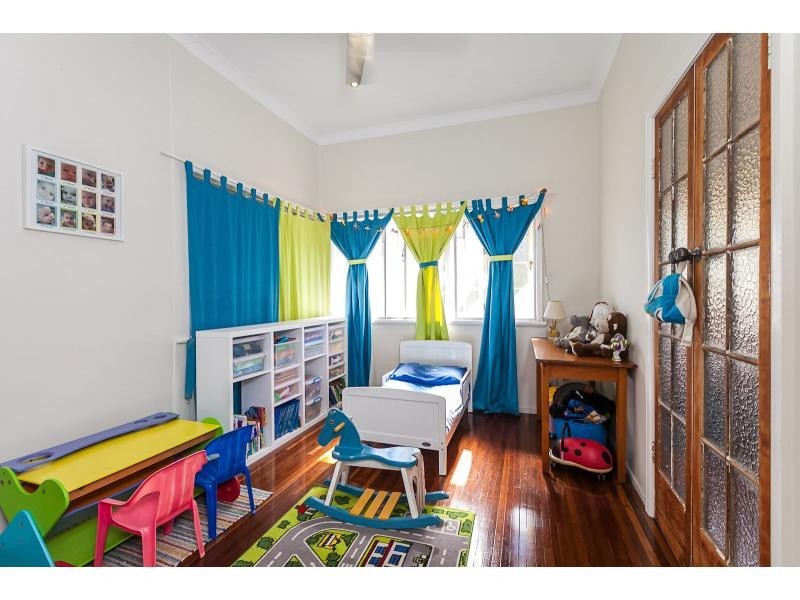 156 Agnes Street, The Range QLD 4700