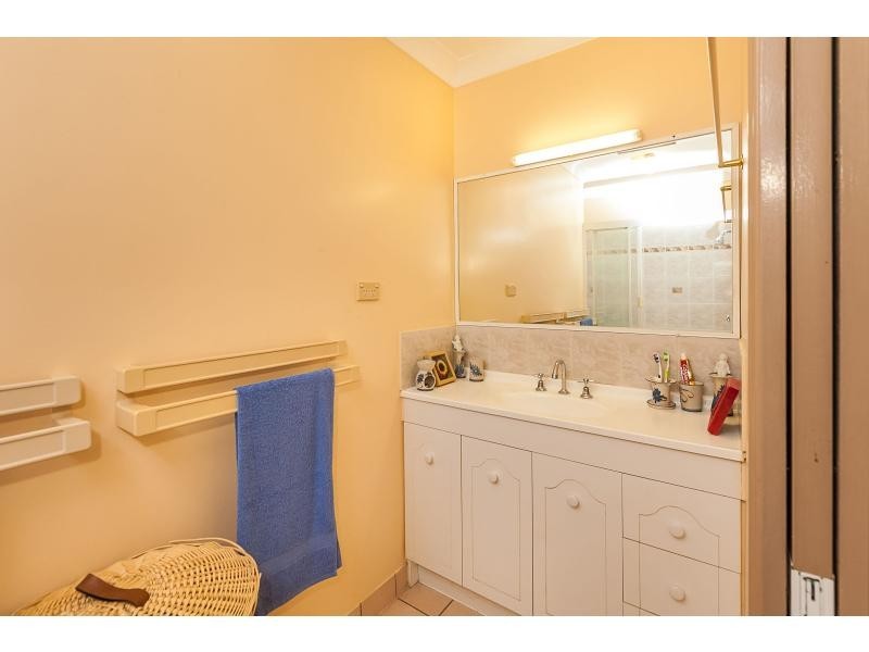 8/102a Bawden Street, Berserker QLD 4701