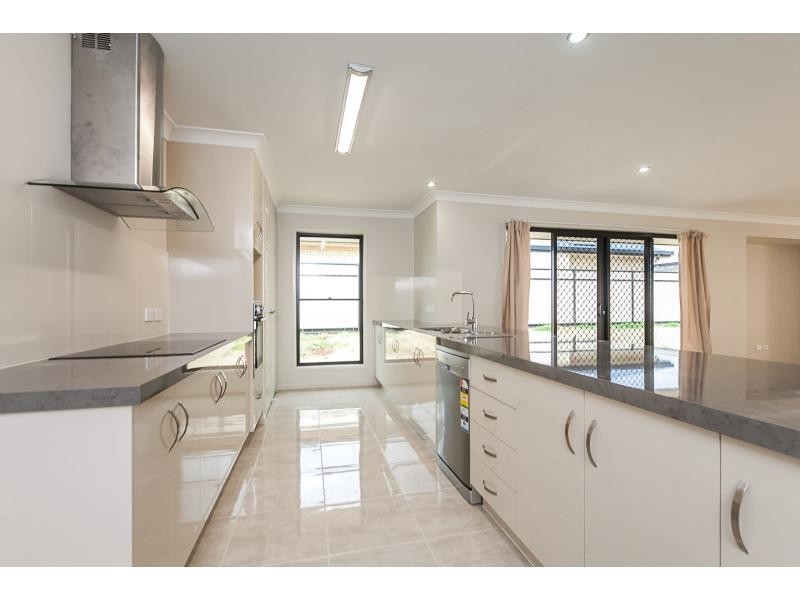 7 Bryce Court, Gracemere QLD 4702
