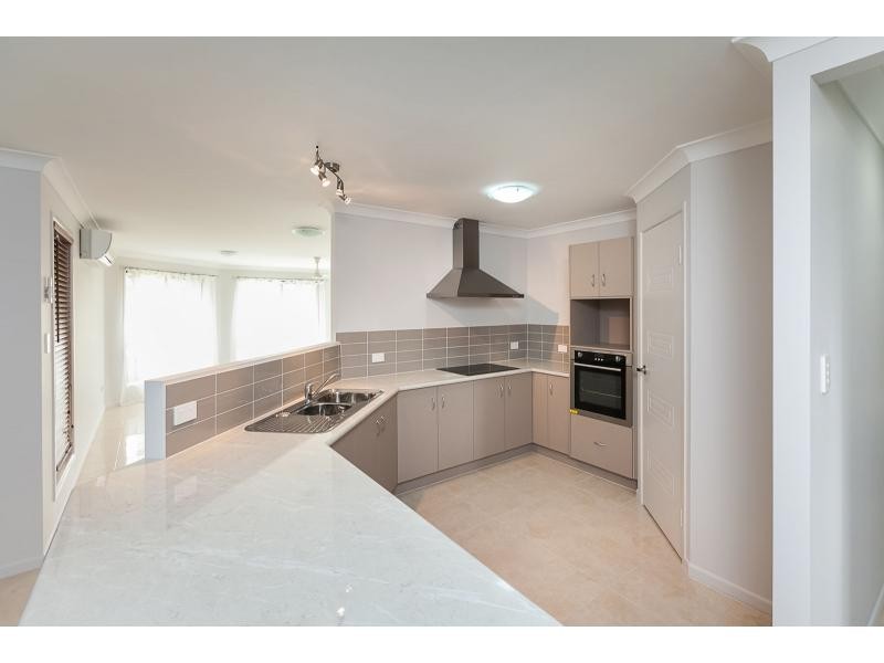 8 Bryce Court, Gracemere QLD 4702