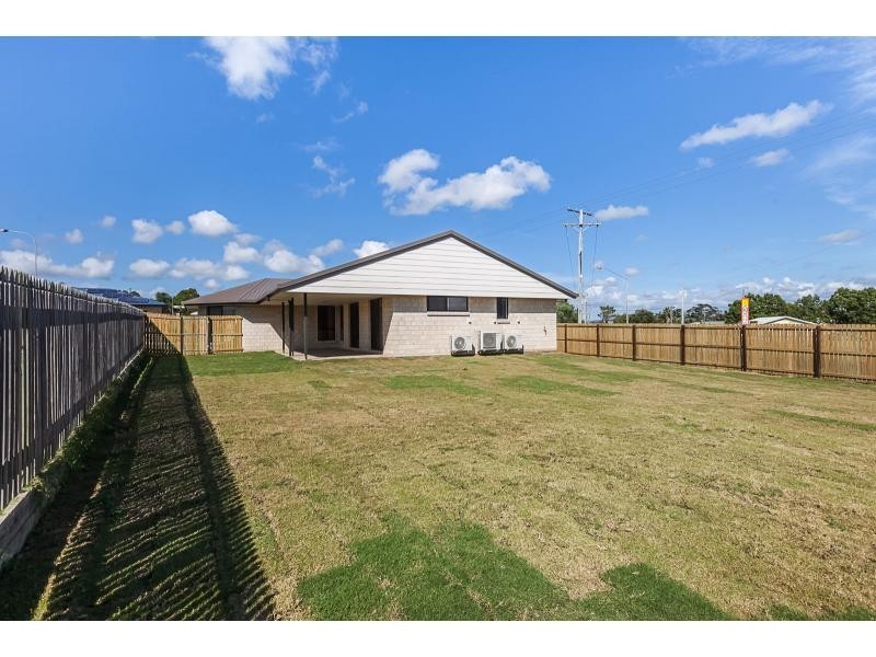 8 Bryce Court, Gracemere QLD 4702
