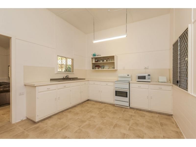 357 Rhodes Street, Koongal QLD 4701