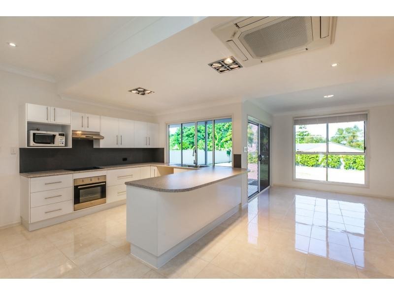 13 Hunter Street, West Rockhampton QLD 4700