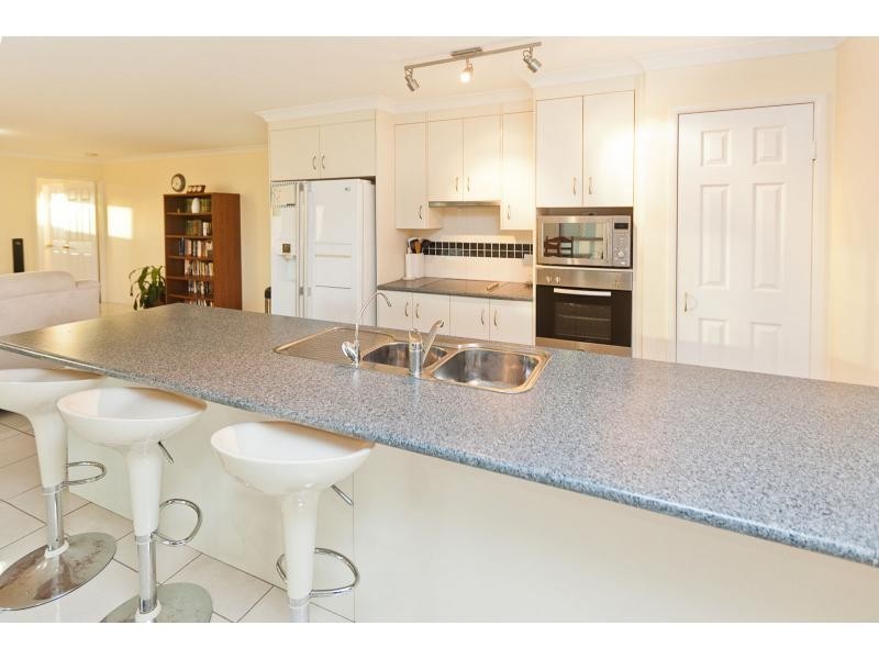 22 Stirling Drive, Rockyview QLD 4701