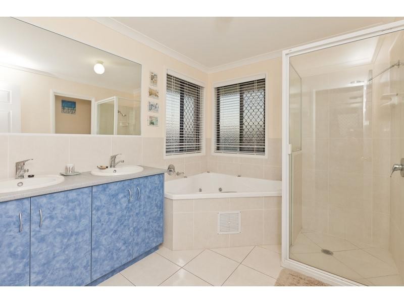 22 Stirling Drive, Rockyview QLD 4701