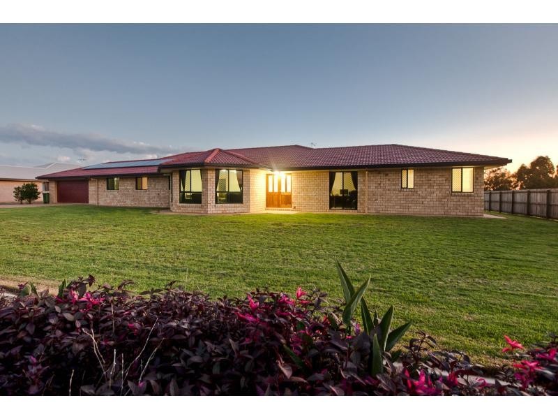 22 Stirling Drive, Rockyview QLD 4701