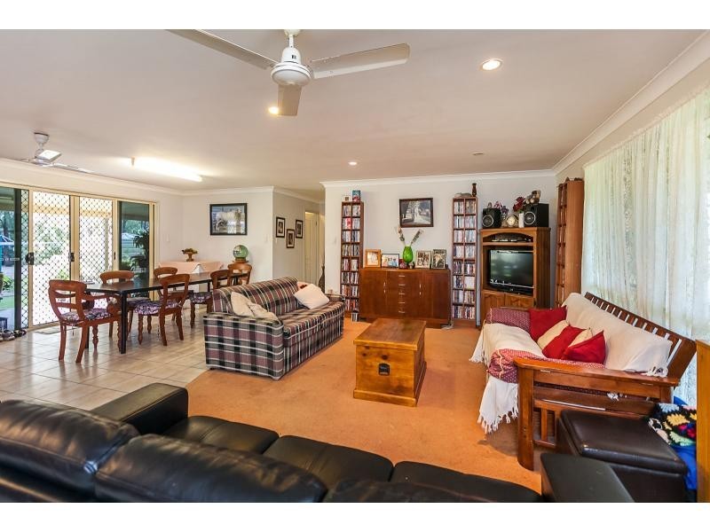 64930 Bruce Highway, Yaamba QLD 4704