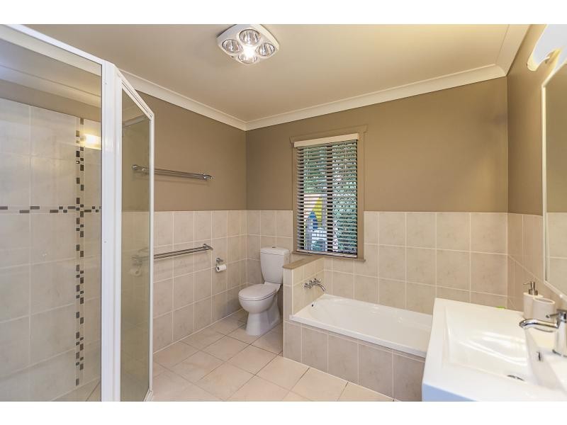 156 Water Street, Berserker QLD 4701